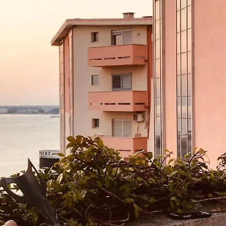 Odeon * Vlorë